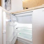 Cohost I Brand New Apt, W-ac In A Location Apartmán