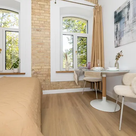 Apartment Cohost I Brand New Apt, W-ac In A Location *