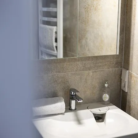 Cohost I Brand New Apt, W-ac In A Location 维尔纽斯