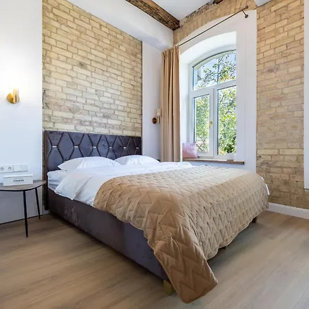 Cohost I Brand New Apt, W-ac In A Location アパート