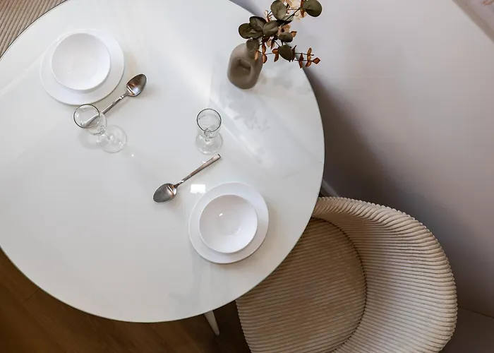 Cohost I Brand New Apt, W-ac In A Location Apartamento Vilna