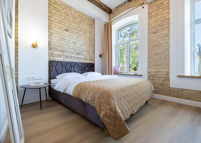 Cohost I Brand New Apt, W-ac In A Location Butas