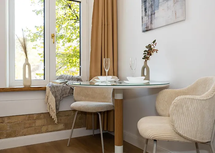 Cohost I Brand New Apt, W-ac In A Location