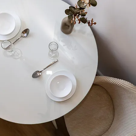 Cohost I Brand New Apt, W-ac In A Location Appartement Vilnius